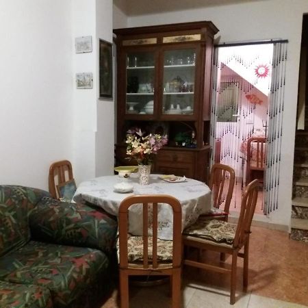 Casa Vacanza A Punta Secca Bagian luar foto