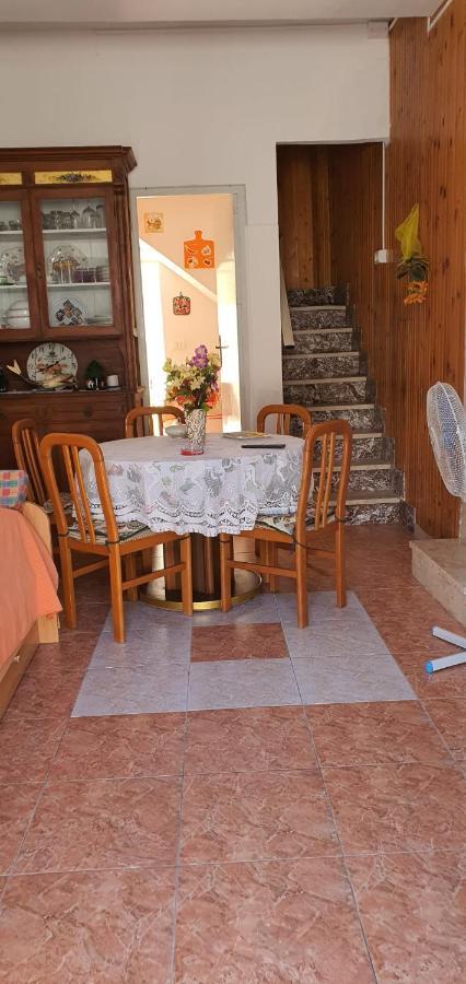 Casa Vacanza A Punta Secca Bagian luar foto